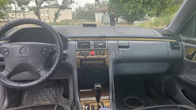 Mercedes E 320 2002, 340,000 km - 3.2 l - Ağdam