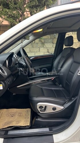 Mercedes ML 350 4MATIC-7