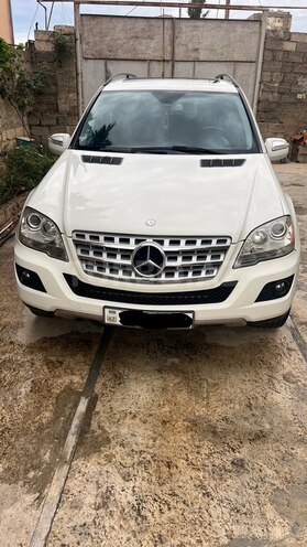 Mercedes ML 350 4MATIC-2