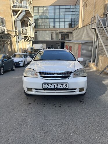 Chevrolet Lacetti-1