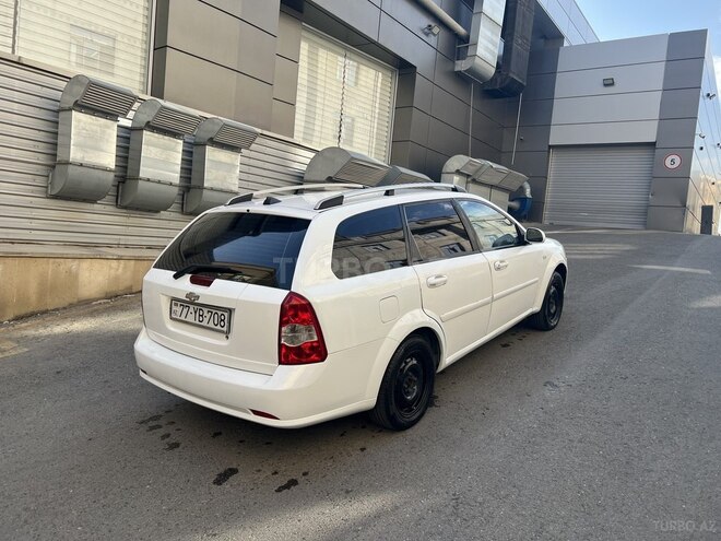 Chevrolet Lacetti-6
