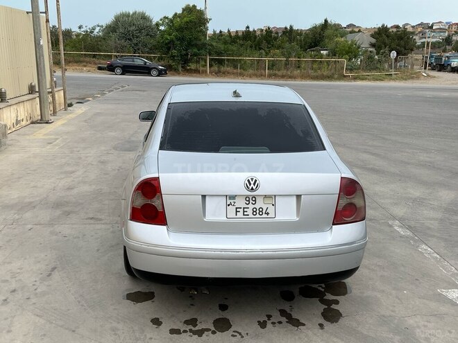 Volkswagen Passat 2003, 271,532 km - 1.8 l - Sumqayıt