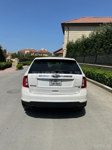 Ford Edge-2