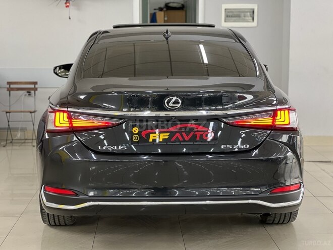 Lexus ES 250-6