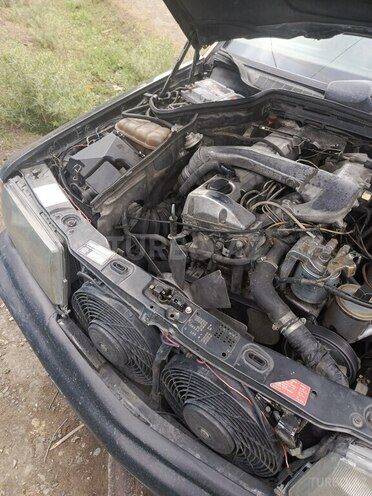 Mercedes 190 1991, 100,000 km - 2.5 l - İmişli