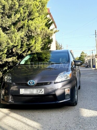 Toyota Prius-1