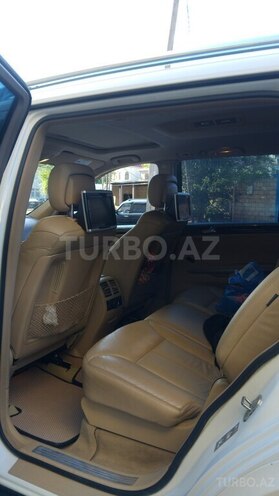 Mercedes GL 550-6