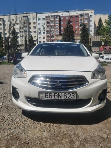 Mitsubishi Attrage 2015, 350,000 km - 1.2 l - Bakı