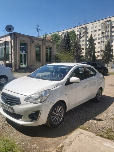 Mitsubishi Attrage 2015, 350,000 km - 1.2 l - Bakı