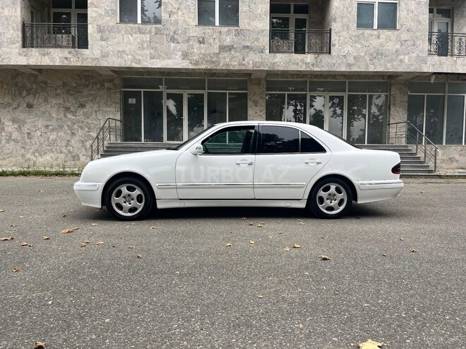 Mercedes E 220 d 2000, 650,000 km - 2.2 l - İsmayıllı