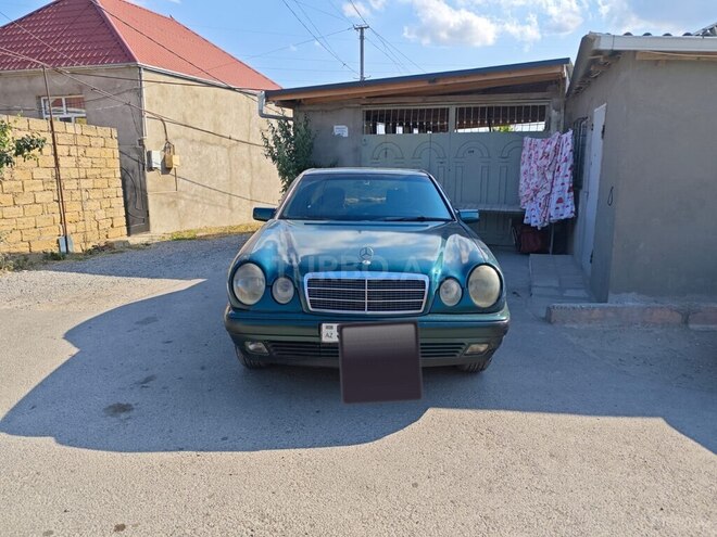 Mercedes E 200 1996, 350,000 km - 2.0 l - Sumqayıt