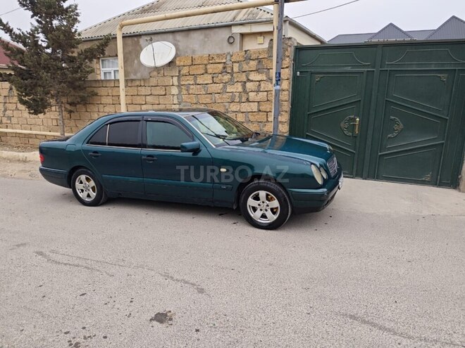 Mercedes E 200 1996, 350,000 km - 2.0 l - Sumqayıt