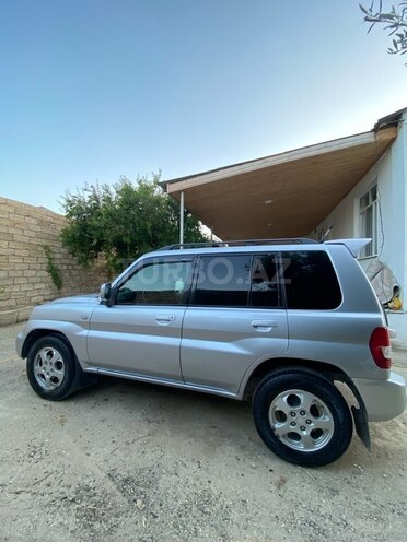 Mitsubishi Pajero io 2003, 300,000 km - 2.0 л - Bakı