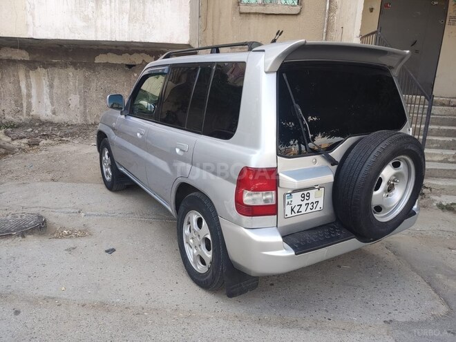 Mitsubishi Pajero io 2003, 300,000 km - 2.0 л - Bakı