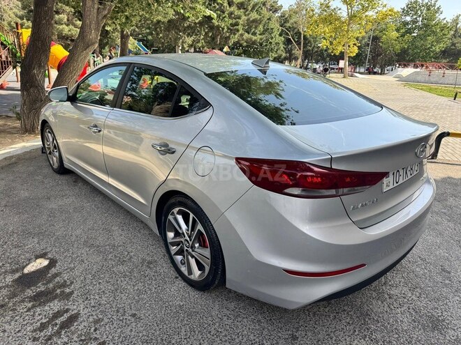 Hyundai Elantra 2017, 305,775 km - 2.0 l - Bakı