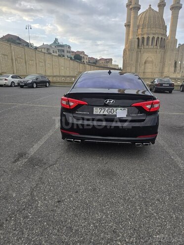 Hyundai Sonata-2
