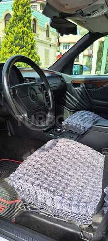 Mercedes C 220 1994, 486,000 km - 2.2 л - Yevlax