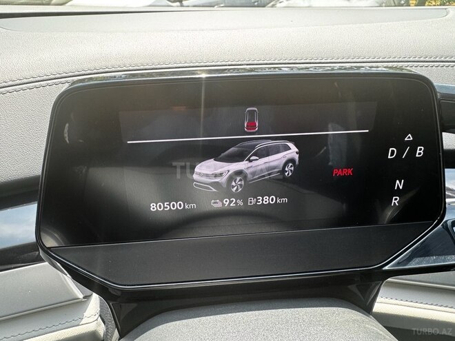 Volkswagen ID.6 Crozz-9