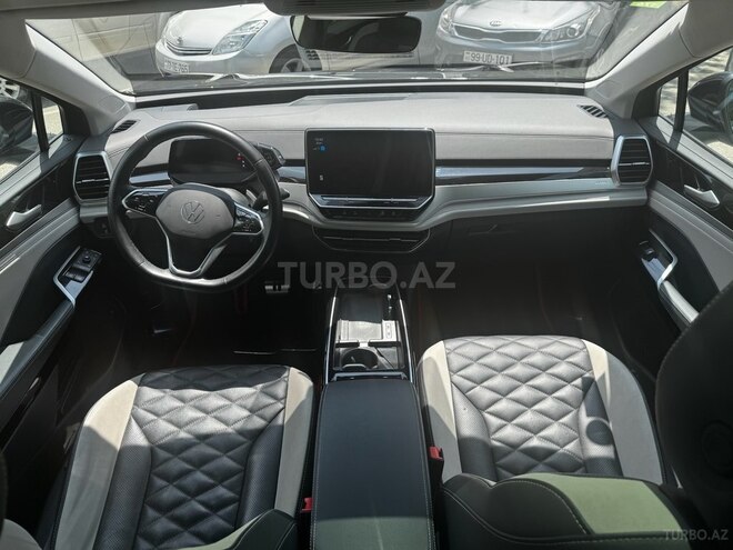 Volkswagen ID.6 Crozz-7