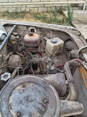 LADA (VAZ) 2106 1985, 70,000 km - 1.6 l - Salyan