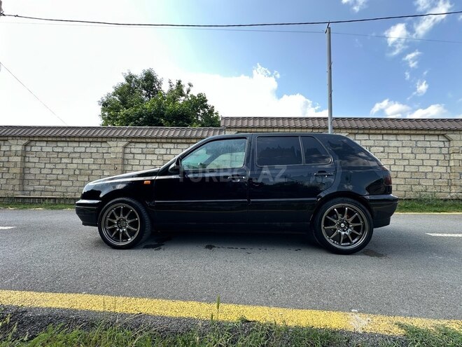 Volkswagen Golf 1995, 20,500 km - 2.0 л - Bakı