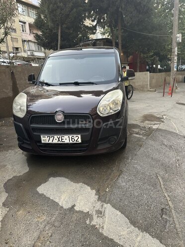 Fiat Doblo 2011, 328,808 km - 1.6 l - Bakı