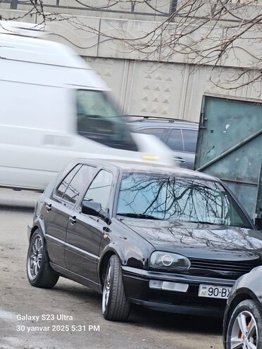 Volkswagen Golf 1995, 20,500 km - 2.0 л - Bakı