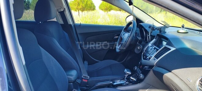 Chevrolet Cruze-9