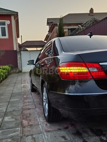 Mercedes E 220 d 2011, 303,000 km - 2.2 l - Bakı