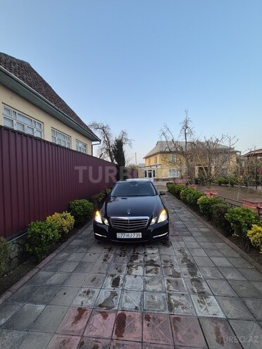 Mercedes E 220 d 2011, 303,000 km - 2.2 l - Bakı