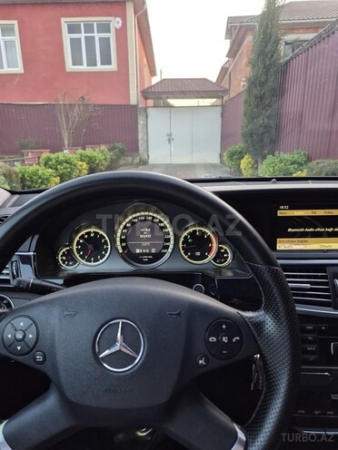 Mercedes E 220 d 2011, 303,000 km - 2.2 l - Bakı