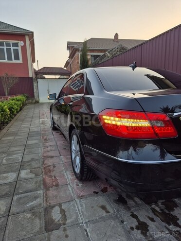 Mercedes E 220 d 2011, 303,000 km - 2.2 l - Bakı