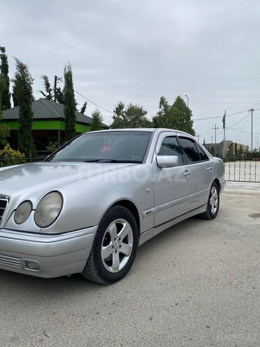 Mercedes E 220 d 1997, 550,000 km - 2.2 l - Bakı