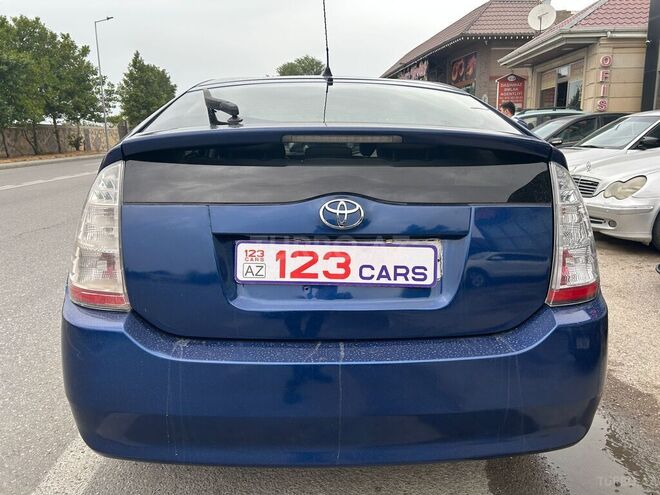 Toyota Prius-7