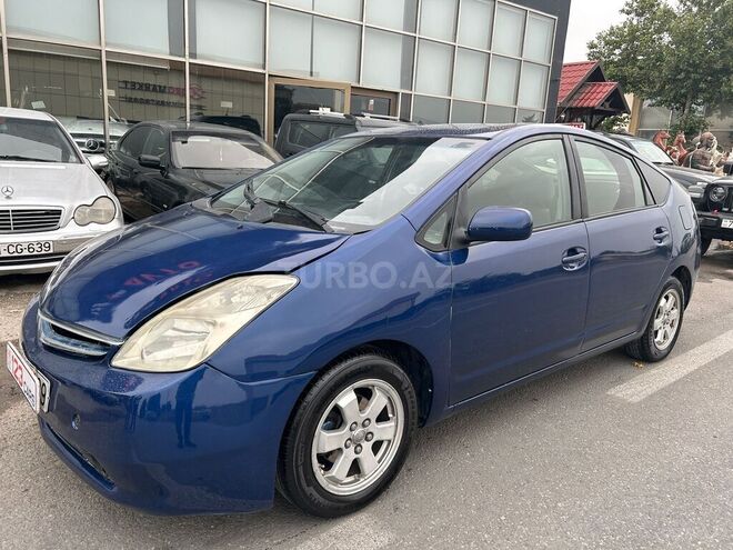 Toyota Prius-2