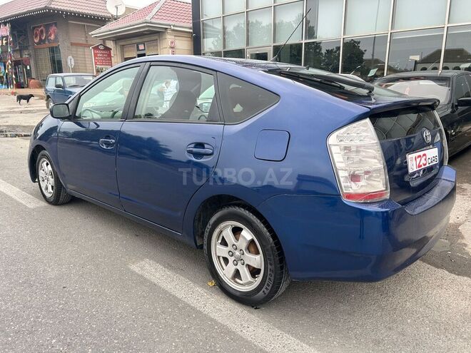 Toyota Prius-8
