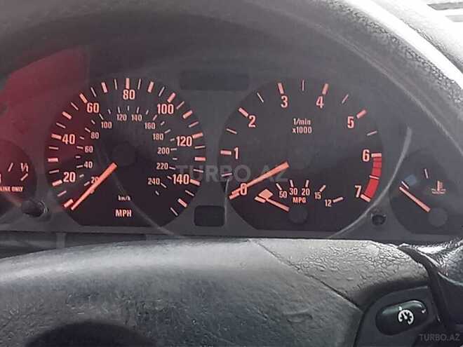 BMW 325 2001, 350,000 km - 2.5 l - Bakı