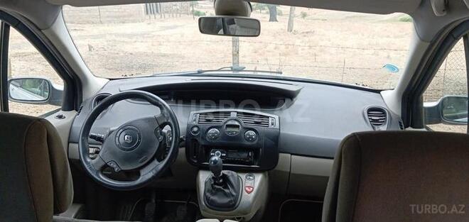 Renault Megane-5