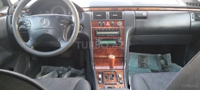 Mercedes E 270 2000, 400,000 km - 2.7 l - Bakı