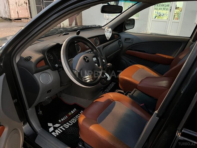 Mitsubishi Airtrek 2001, 250,000 km - 2.0 l - Sumqayıt