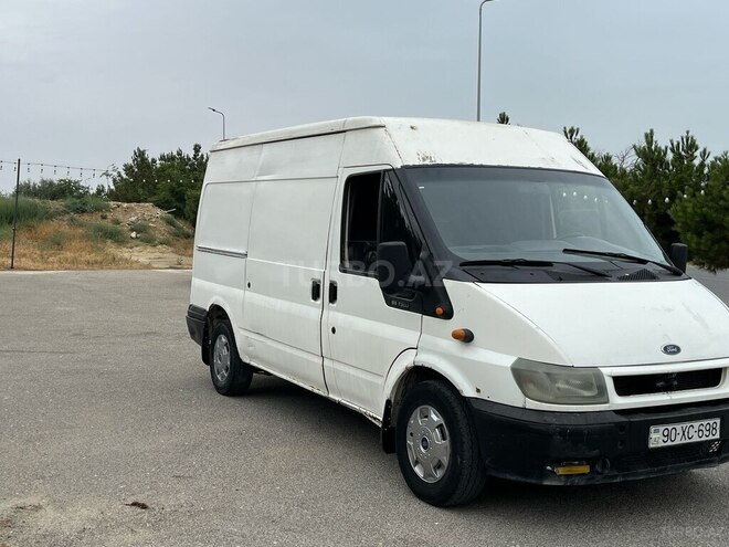 Ford Transit-7
