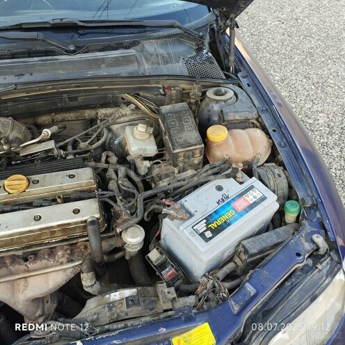 Opel Vectra 1996, 156,380 km - 1.6 l - Sumqayıt