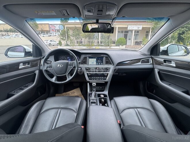Hyundai Sonata-10