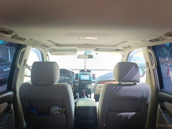 Toyota Land Cruiser Prado-7