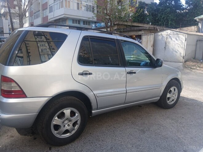 Mercedes ML 320 4MATIC 2000, 357,000 km - 3.2 л - Bakı