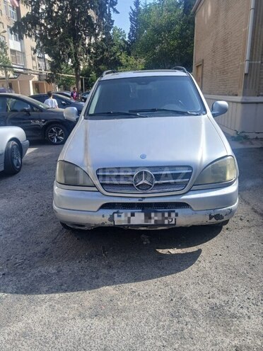 Mercedes ML 320 4MATIC 2000, 357,000 km - 3.2 л - Bakı