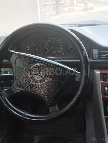 Mercedes E 220 1994, 624,000 km - 2.2 л - Bakı