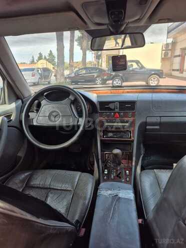 Mercedes C 220-6