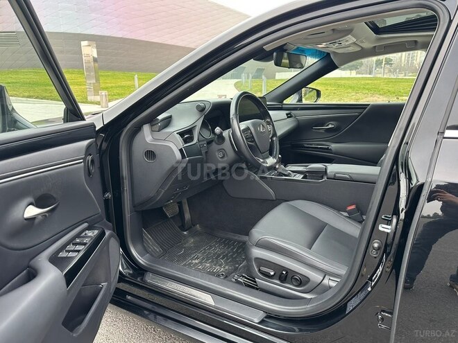 Lexus ES 300h 2022, 66,000 km - 2.5 l - Bakı