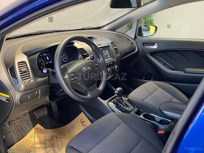 Kia Cerato-10